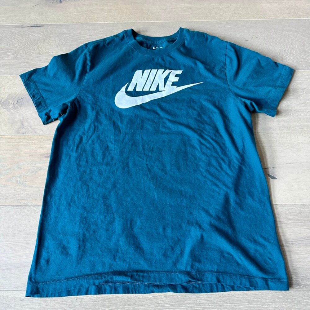 The Nike Tee Men's Large